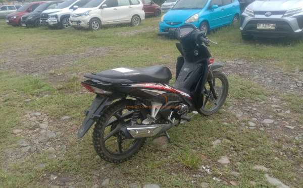 HONDA REVO X
