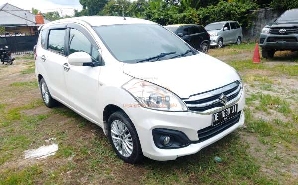 SUZUKI  ERTIGA  DX