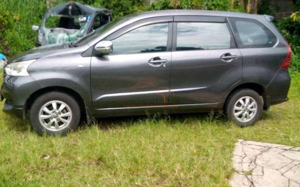TOYOTA AVANZA 1.3 G