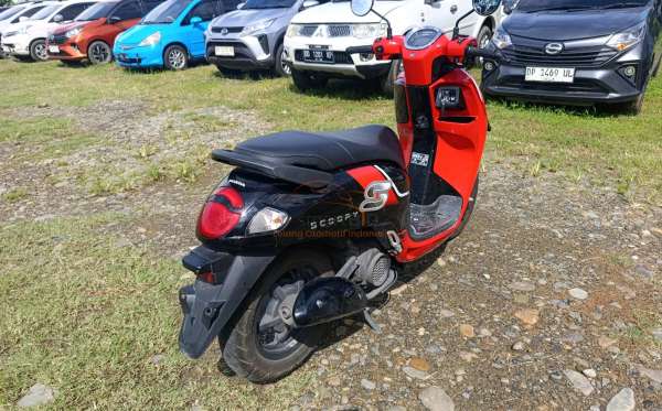 HONDA SCOOPY