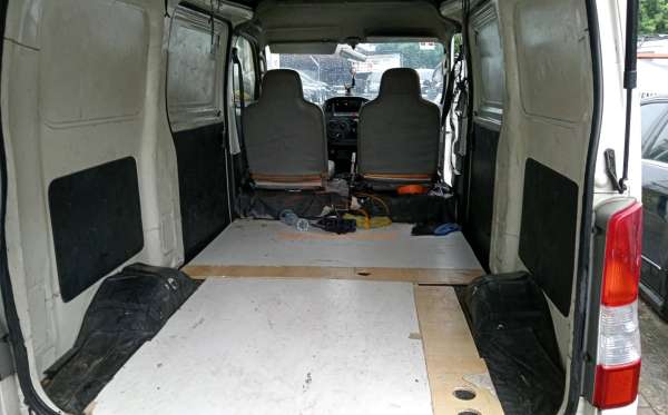 DAIHATSU GRAN MAX BLIND VAN