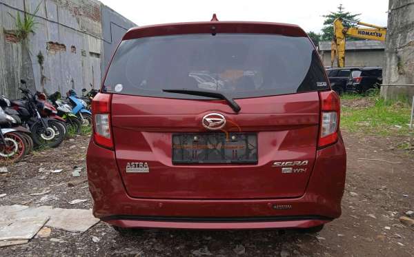DAIHATSU SIGRA M