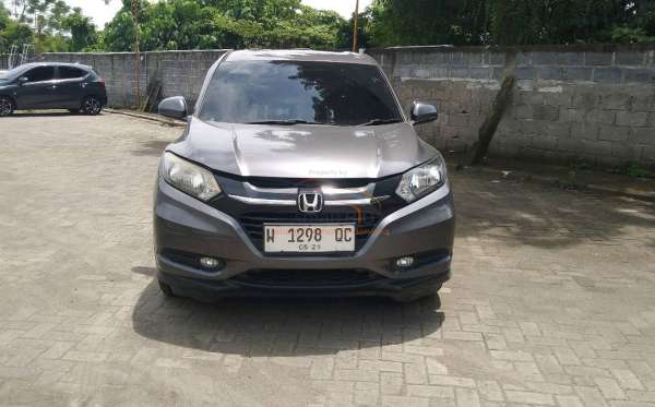 HONDA HRV RU1 1.5 S