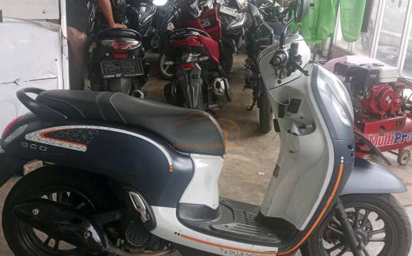 HONDA SCOOPY