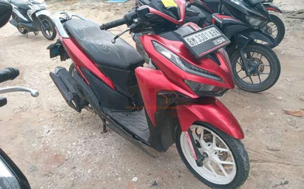 HONDA VARIO 125 ESP CBS ISS CW