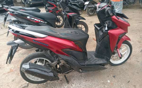 HONDA VARIO 125 ESP CBS ISS CW