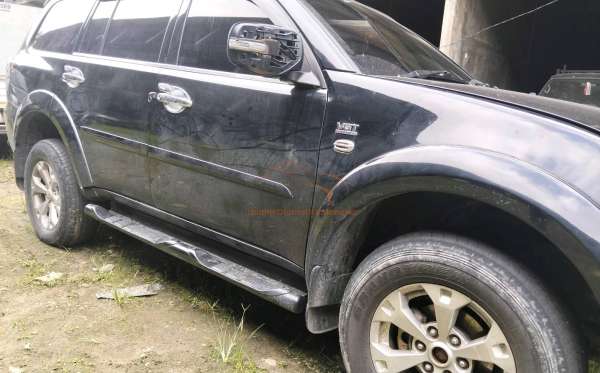 MITSUBISHI  PAJERO  SPORT 2.5HP-E