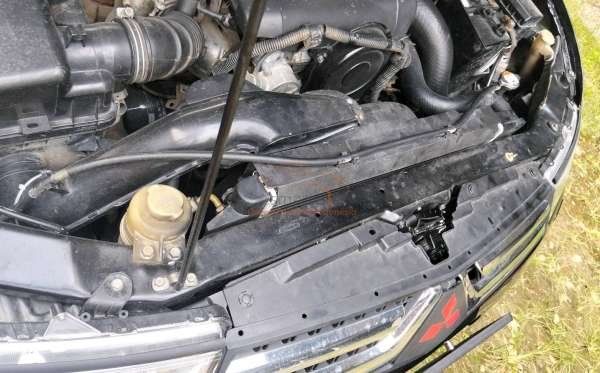 MITSUBISHI  PAJERO  SPORT 2.5HP-E