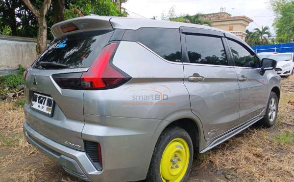 MITSUBISHI XPANDER SPORT