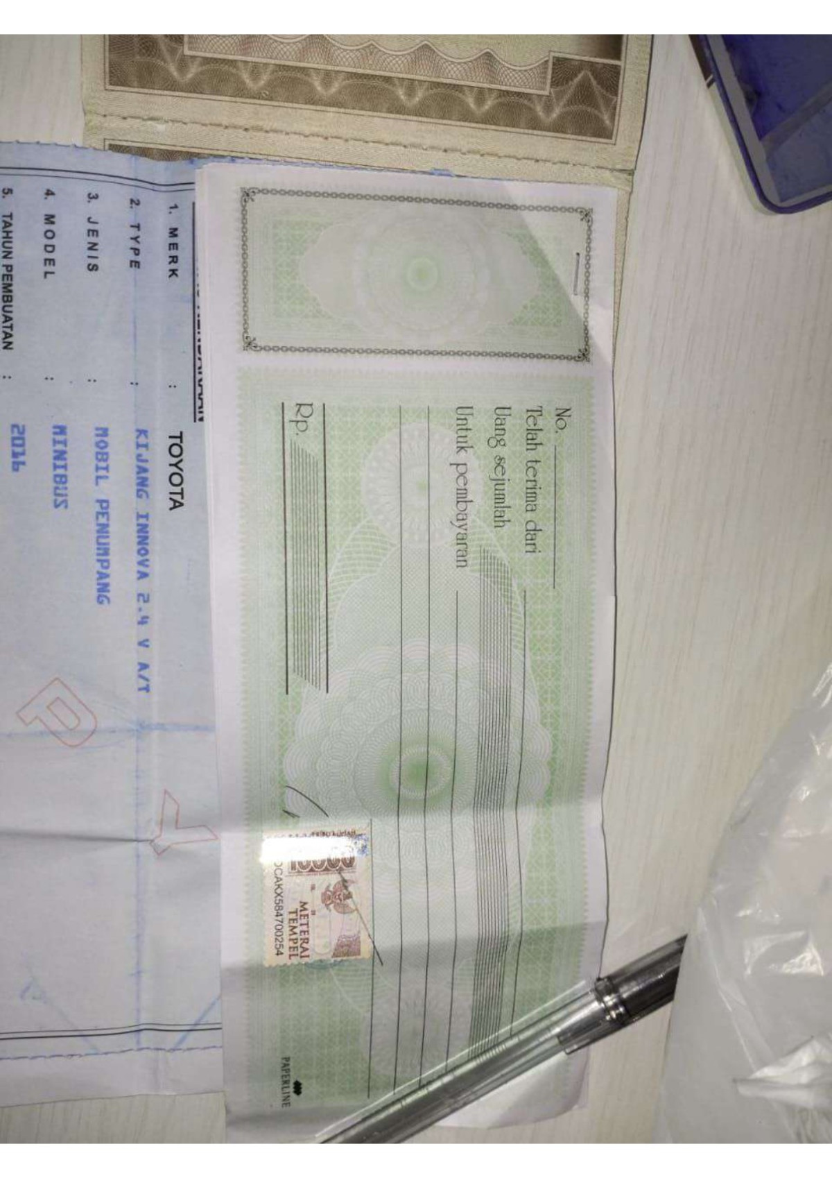 TOYOTA KIJANG INNOVA V