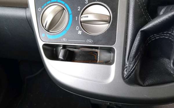 TOYOTA  CALYA  1.2 G M/T