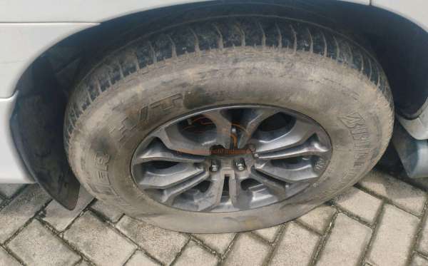 TOYOTA FORTUNER 2.5G AT