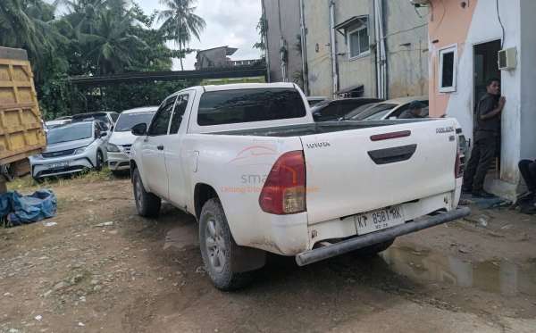 TOYOTA HILUX PICK UP