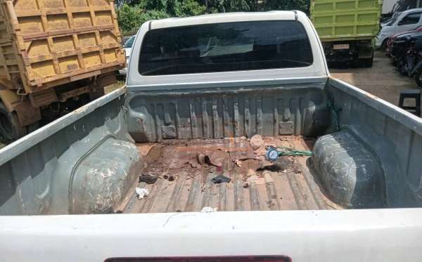 TOYOTA HILUX PICK UP