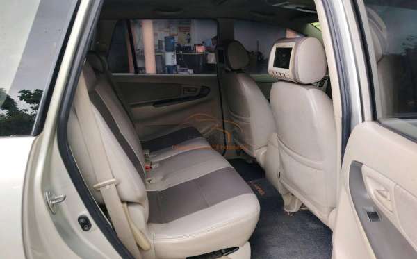 TOYOTA KIJANG INNOVA G