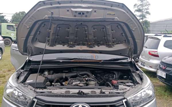 TOYOTA KIJANG INNOVA G