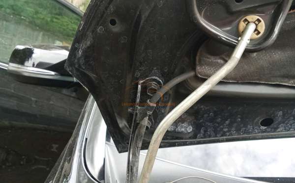 TOYOTA VELLFIRE 2.5G