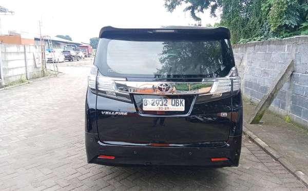 TOYOTA VELLFIRE 2.5G