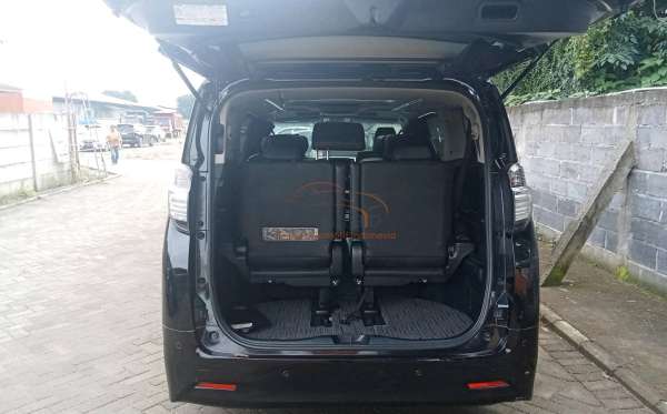 TOYOTA VELLFIRE 2.5G