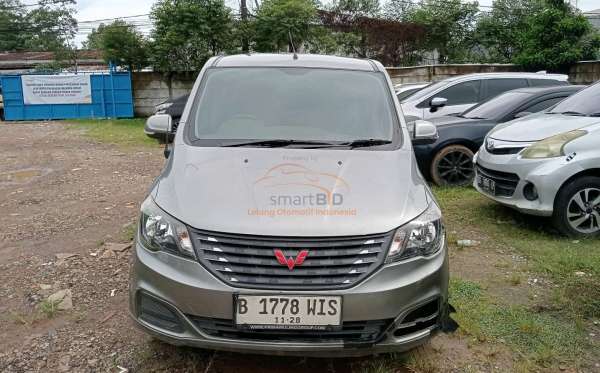WULING CONFERO 1.5 DB MY (4X2)