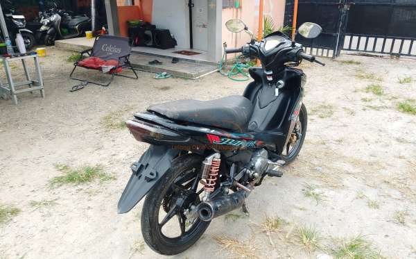 YAMAHA JUPITER Z1