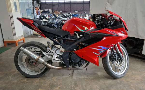 YAMAHA YZF R15 VVA