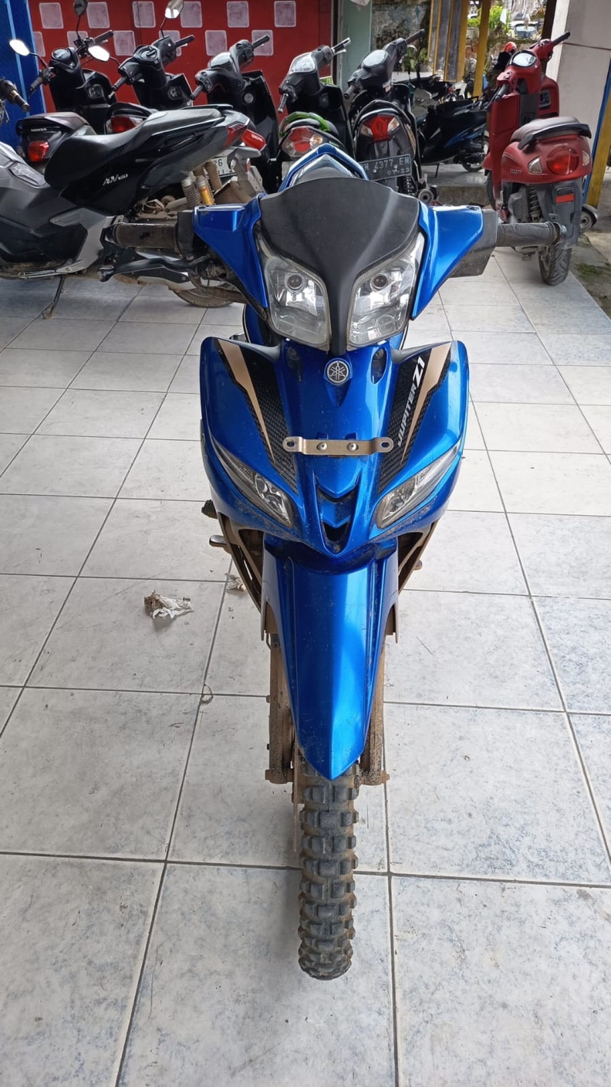 YAMAHA JUPITER Z1 CW