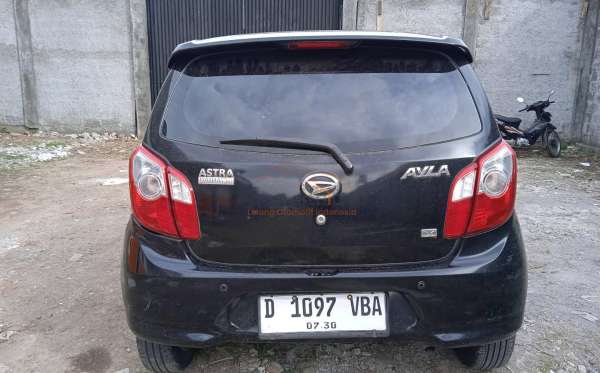 DAIHATSU  AYLA