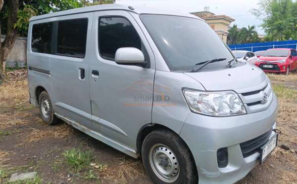 DAIHATSU LUXIO