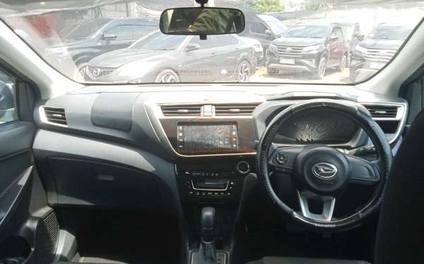 DAIHATSU SIRION