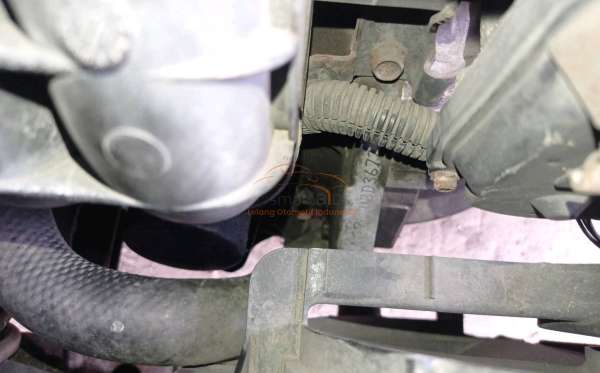 MITSUBISHI  MIRAGE  1.2L GLX