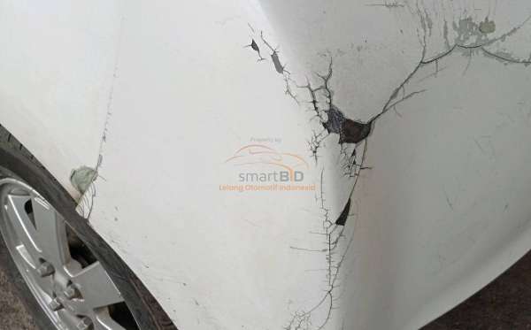 MITSUBISHI  MIRAGE  1.2L GLX