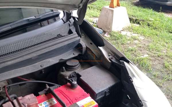 MITSUBISHI  MIRAGE  1.2L GLX