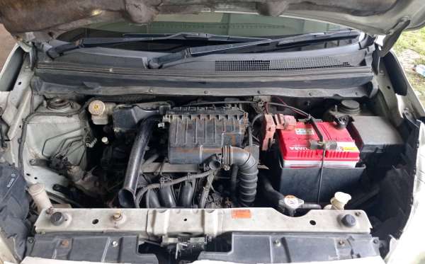 MITSUBISHI  MIRAGE  1.2L GLX