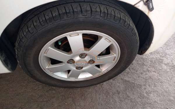 MITSUBISHI  MIRAGE  1.2L GLX