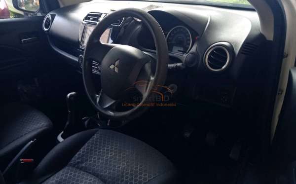 MITSUBISHI  MIRAGE  1.2L GLX