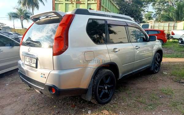 NISSAN X TRAIL 2.5