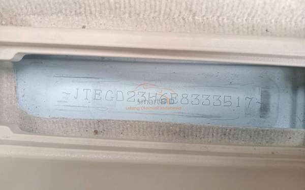 TOYOTA ALPHARD 2.4 X