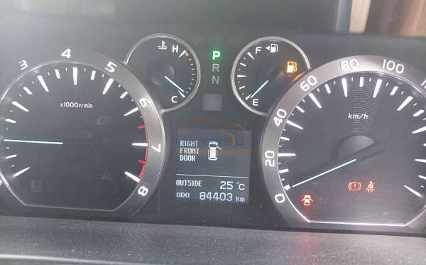 TOYOTA ALPHARD 2.4 X