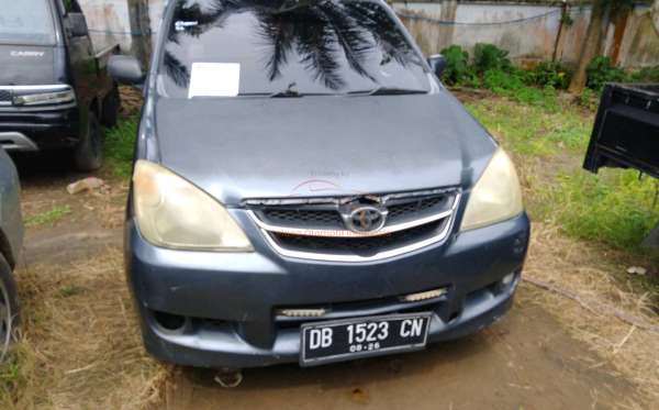 TOYOTA AVANZA S