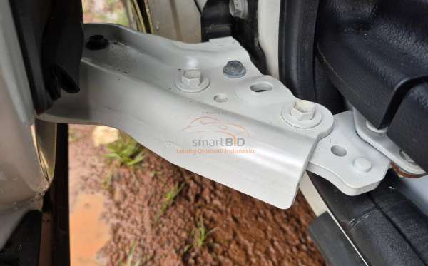 TOYOTA VELLFIRE 2.5G