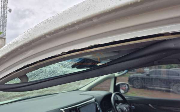 TOYOTA VELLFIRE 2.5G