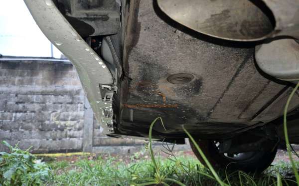 TOYOTA VELLFIRE 2.5G