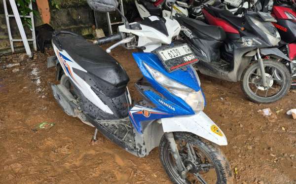 HONDA BEAT SPORTY CBS