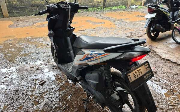 HONDA BEAT SPORTY CBS