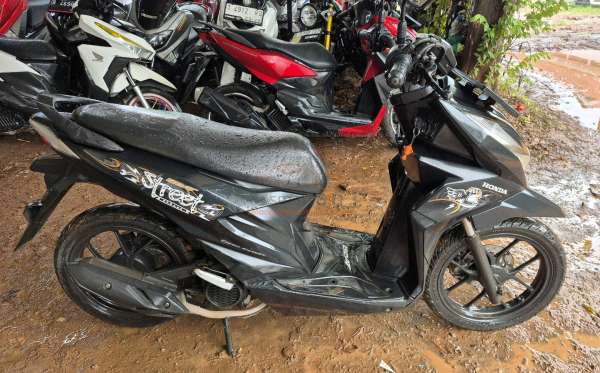 HONDA BEAT STREET ESP