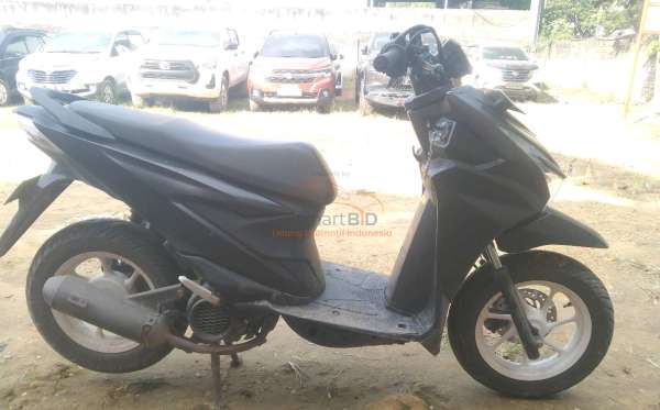 HONDA BEAT STREET