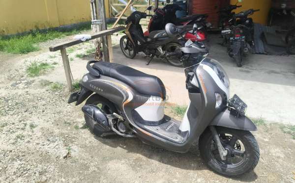 HONDA  SCOOPY