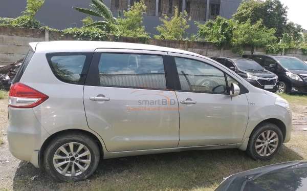 SUZUKI ERTIGA