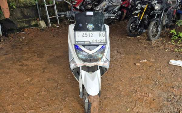 YAMAHA NMAX ABS